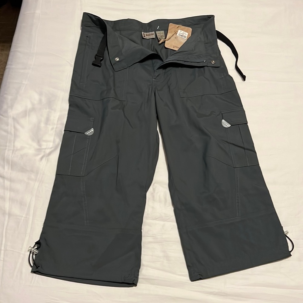 Alpine Designs hiking pants size medium